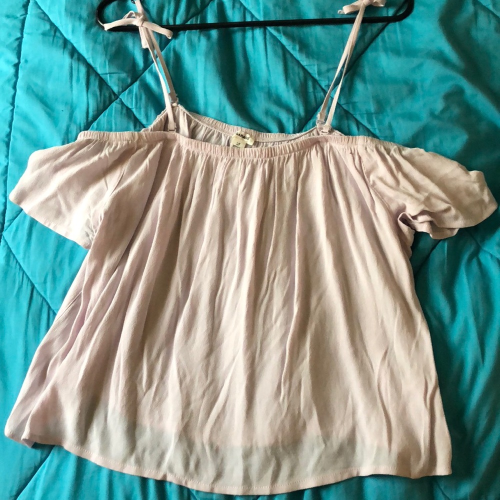 Off the shoulder